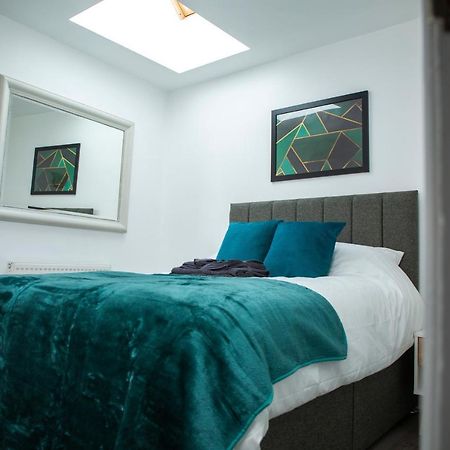 Modern Townhouse Apartment With Free Parking And Wifi Stratford-upon-Avon Eksteriør bilde