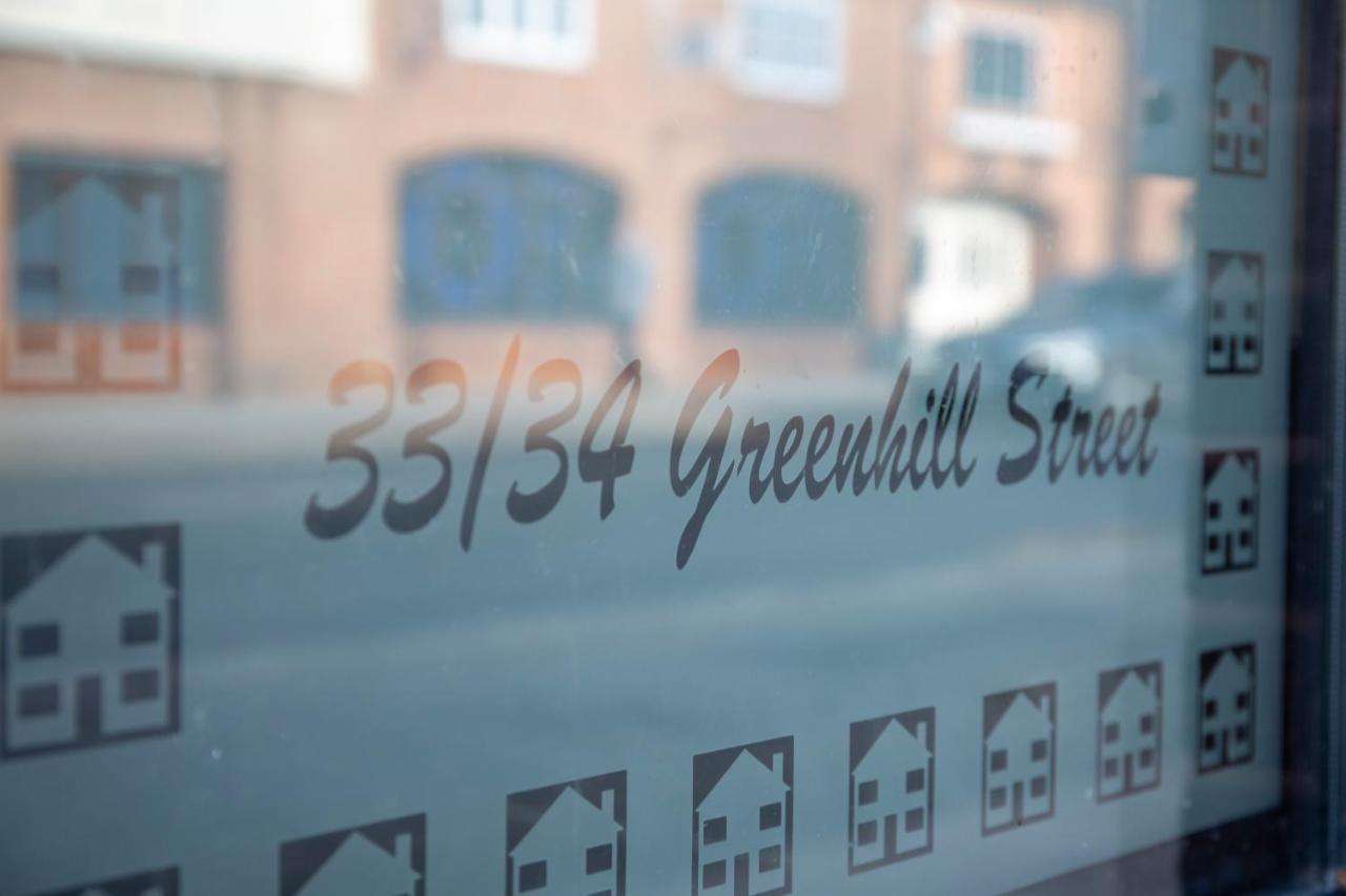 Modern Townhouse Apartment With Free Parking And Wifi Stratford-upon-Avon Eksteriør bilde