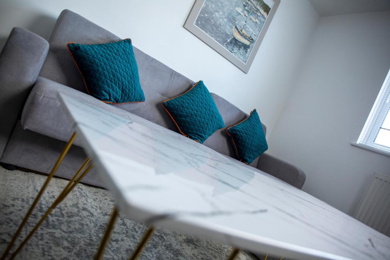 Modern Townhouse Apartment With Free Parking And Wifi Stratford-upon-Avon Eksteriør bilde