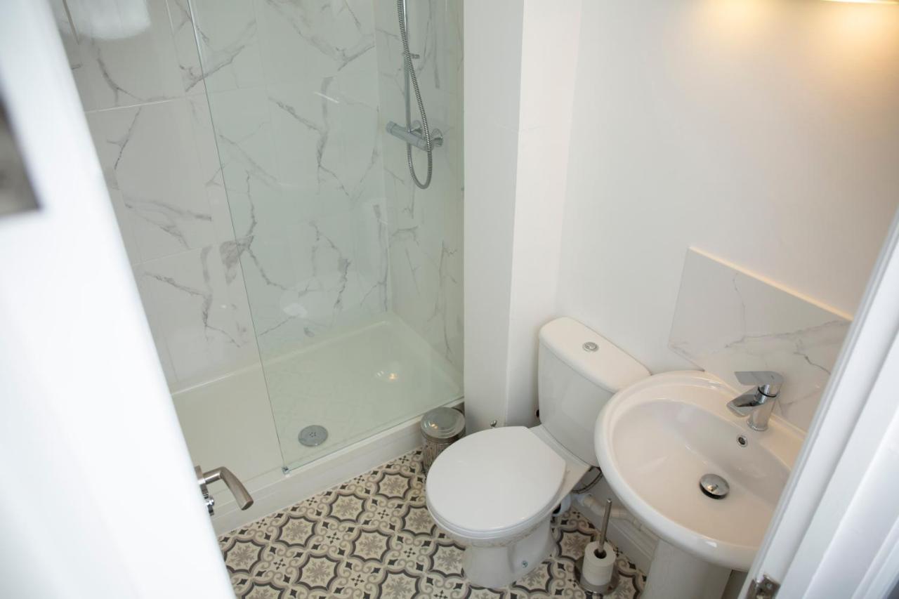 Modern Townhouse Apartment With Free Parking And Wifi Stratford-upon-Avon Eksteriør bilde
